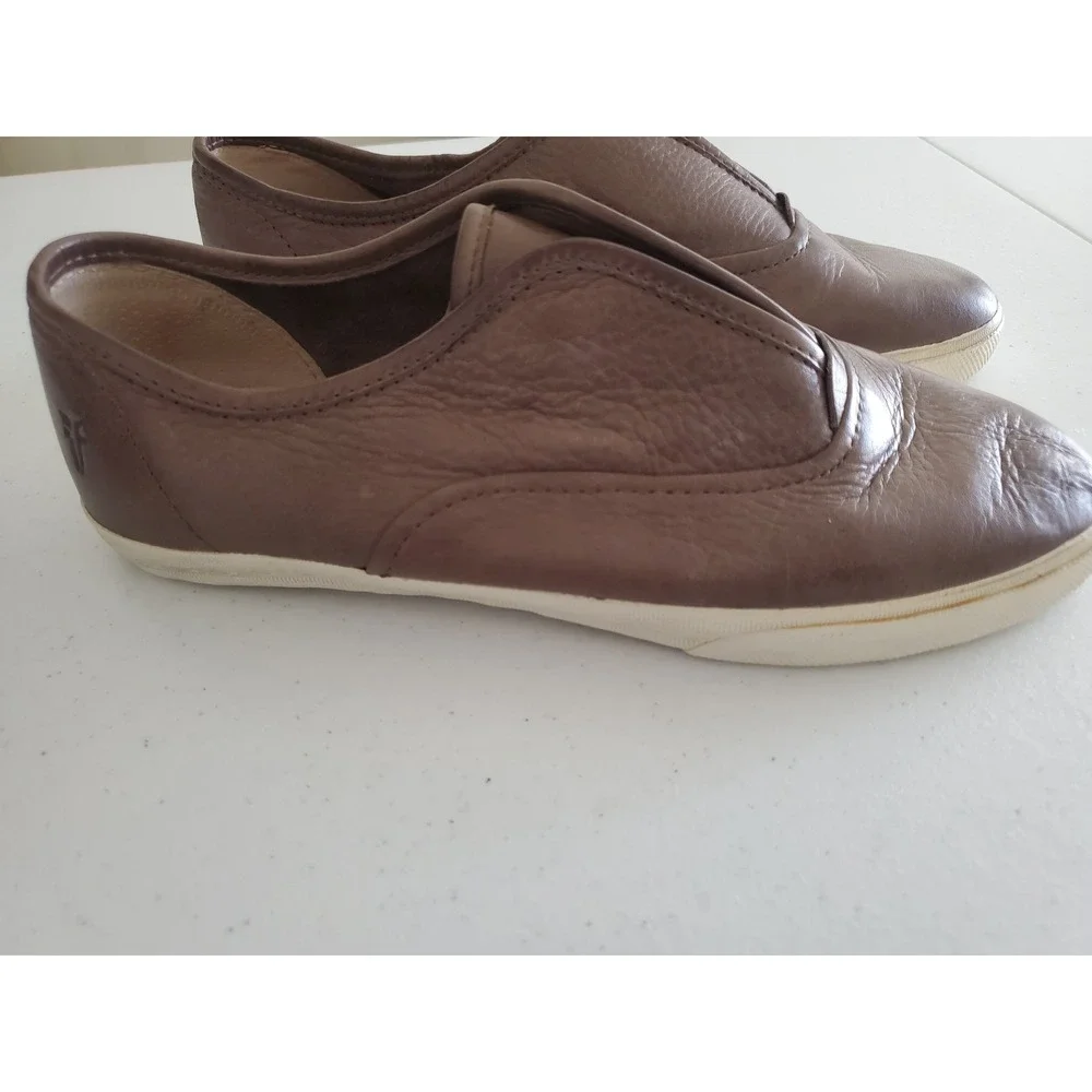 Frye Melanie Slip On Sneakers Brown‎ Pebbled Leather Womens 7.5 M 3471116-GRY